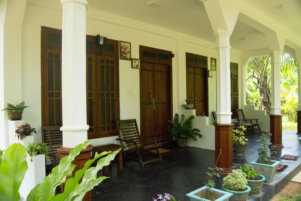 Sigiriya Flower Guest Exterior foto